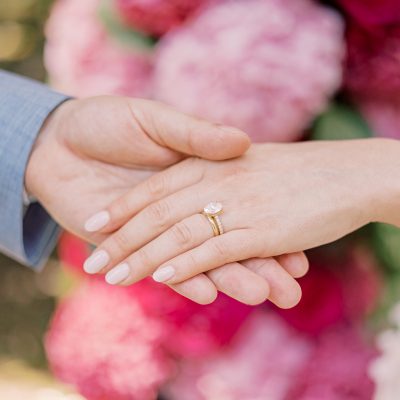 Ringwechsel bei der Hochzeit mit Kerstin Guyot freie Traurednerin Zeremonien mit Liebe für Hochzeiten Ehegelünde